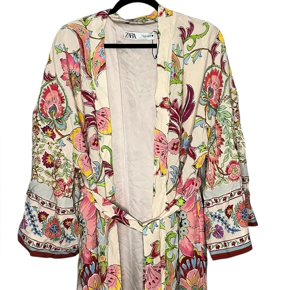 ZARA PRINTED KIMONO WITH BELT SIZE S LONG SLEEVES - Picture 5 of 9
